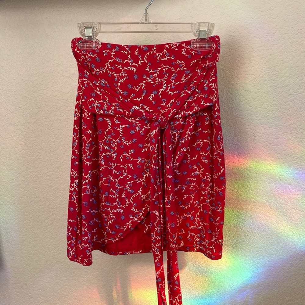 Red skirt